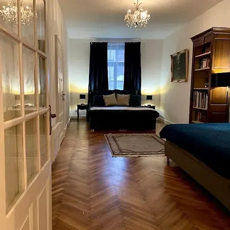 Hébergement de vacances Historical Zaffir House - Market Square *