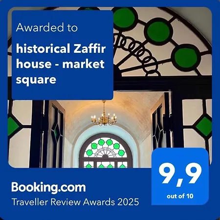 Historical Zaffir House - Market Square Casa de Férias Levoča