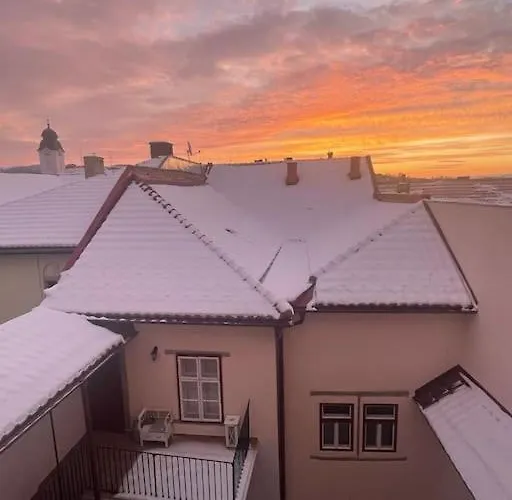 Historical Zaffir House - Market Square Semesterbostad