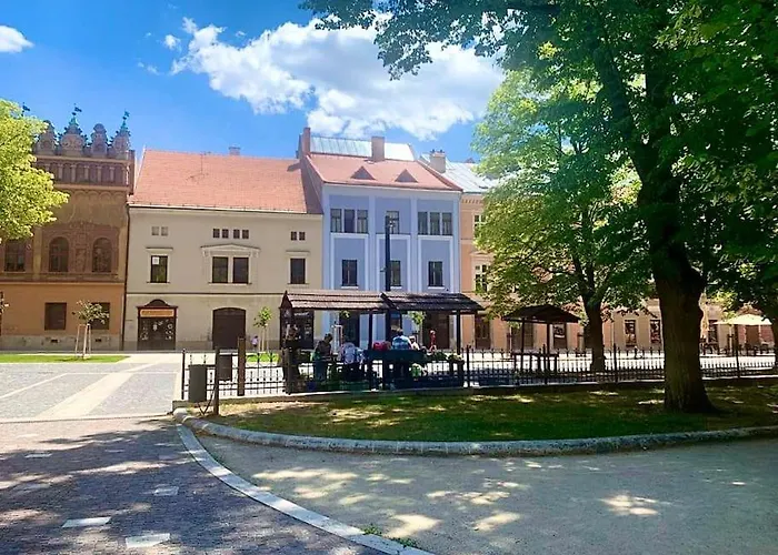 Historical Zaffir House - Market Square * レヴォチャ